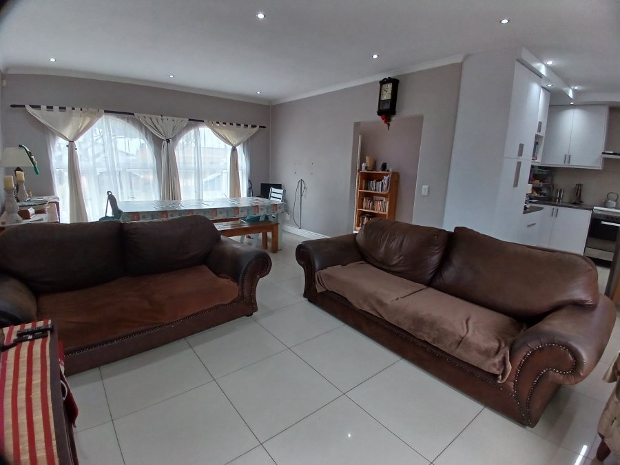 3 Bedroom Property for Sale in Tygerdal Western Cape